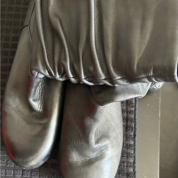 Gently USED DANSKO Women's Devin Slouch Boot SIZE 40 US 9.5-10 - Picture 9 of 10